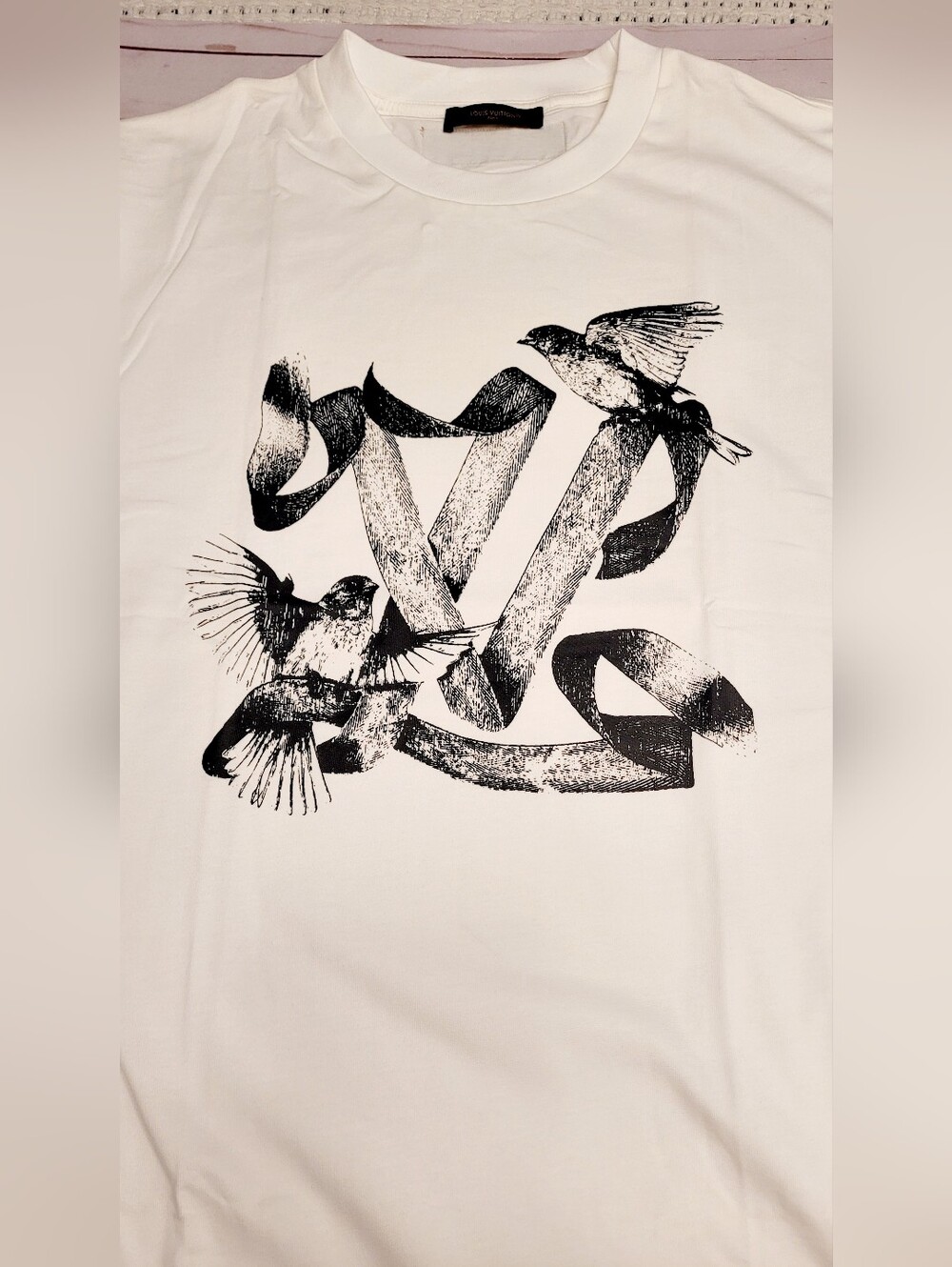 🇫🇷LOUIS VUITTON✨️White Graphic T-shirt✨️ - Picture 10 of 12